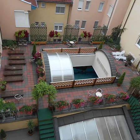 Apartment Pallace Wellness Heviz