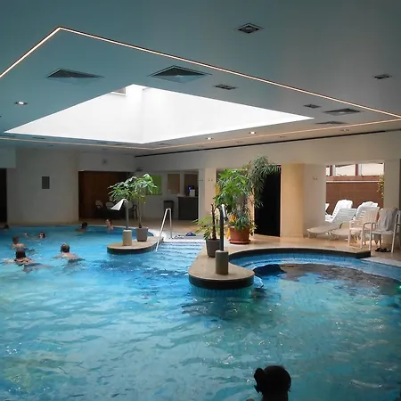 Pallace Wellness Apartment Heviz