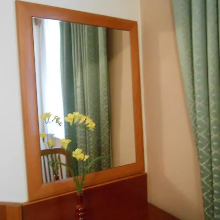 Pallace Wellness Apartment